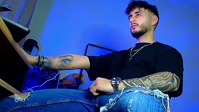 XanderCage99 online show from 28, 2, 2026