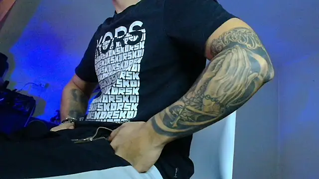 XanderCage99 online show from 15, 11, 2025