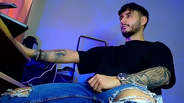 XanderCage99 online show from 22, 2, 2026