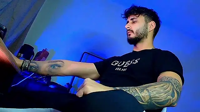 XanderCage99 online show from 12, 1, 2026