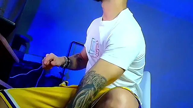 XanderCage99 online show from 16, 2, 2026