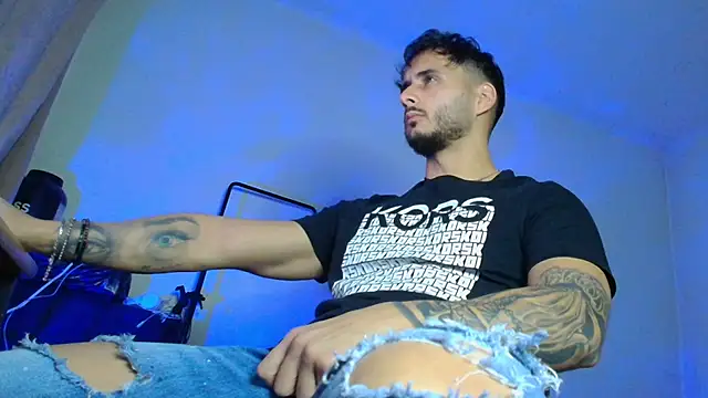 XanderCage99 online show from 25, 11, 2025