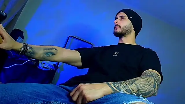 XanderCage99 online show from 4, 2, 2026