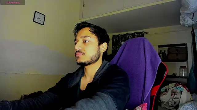 fuckkboy101 online show from 18, 1, 2025