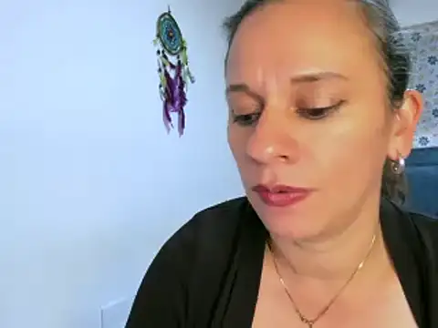 sofi saliva2511 online show from 15, 11, 2025