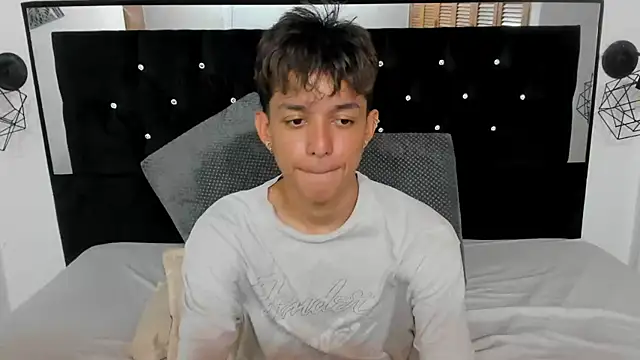 jisuscat online show from 17, 11, 2025