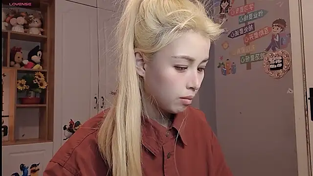 Lucky-xiuxiu online show from 25, 2, 2025