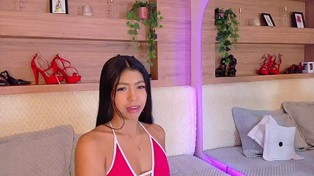 AbieHills online show from 5, 12, 2025