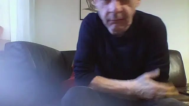 Snapshot of horndude187187 chatting on 12, 1, 2025 horndude187187 online show from 12, 1, 2025