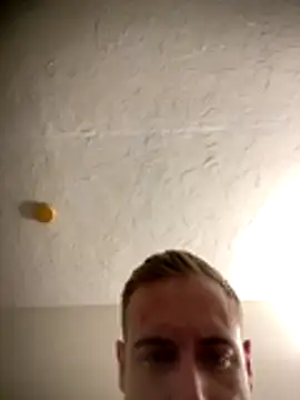 Golden Alex online show from 2, 12, 2025