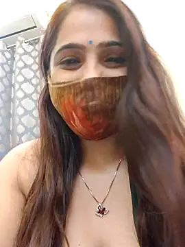 Snapshot of shreya1765 chatting on 14, 11, 2025 shreya1765 online show from 14, 11, 2025