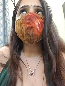 Snapshot of shreya1765 chatting on 13, 11, 2025 shreya1765 online show from 13, 11, 2025