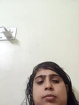 Snapshot of shreya1765 chatting on 22, 11, 2025 shreya1765 online show from 22, 11, 2025