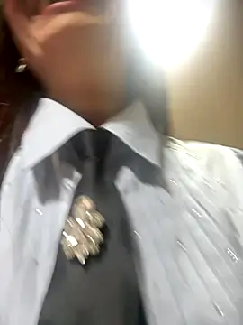 BELLA--26 online show from 15, 10, 2025