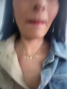 BELLA--26 online show from 1, 11, 2025