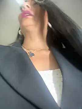 BELLA--26 online show from 28, 11, 2025