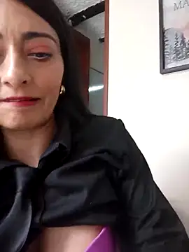 BELLA--26 online show from 28, 2, 2025