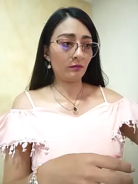 BELLA--26 online show from 1, 3, 2025