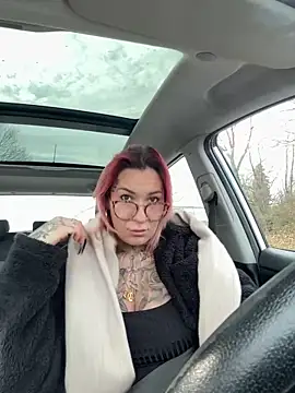 Mia-Fuchs online show from 10, 3, 2025