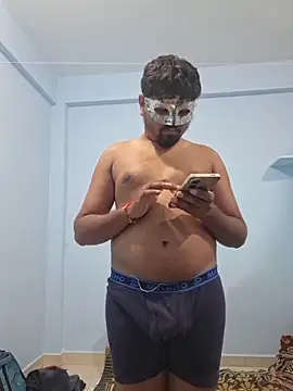 Desi Heat online show from 12, 11, 2025