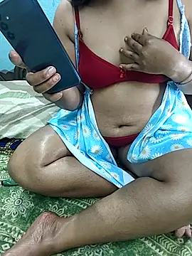 Snapshot of _MilkyBar chatting on 26, 10, 2025  MilkyBar online show from 26, 10, 2025