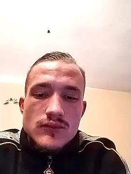 Snapshot of frankthefuck69 chatting on 11, 3, 2025 frankthefuck69 online show from 11, 3, 2025