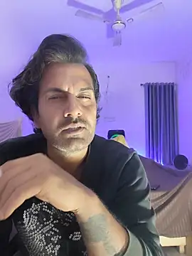 MAGNETICDADDY8 online show from 24, 3, 2026