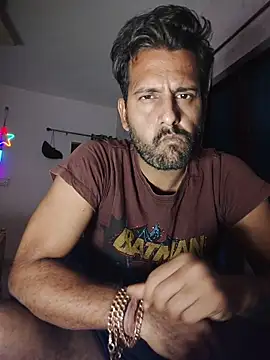 Snapshot of MAGNETICDADDY8 chatting on 10, 11, 2025 MAGNETICDADDY8 online show from 10, 11, 2025