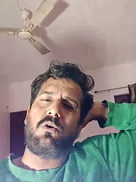 MAGNETICDADDY8 online show from 1, 12, 2025