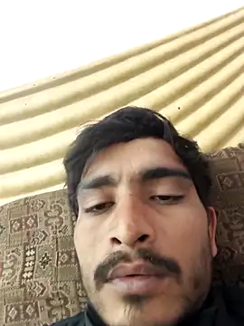 Snapshot of MAGNETICDADDY8 chatting on 27, 11, 2025 MAGNETICDADDY8 online show from 27, 11, 2025