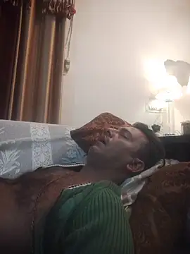 Snapshot of MAGNETICDADDY8 chatting on 10, 10, 2025 MAGNETICDADDY8 online show from 10, 10, 2025