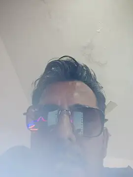 Snapshot of MAGNETICDADDY8 chatting on 25, 10, 2025 MAGNETICDADDY8 online show from 25, 10, 2025