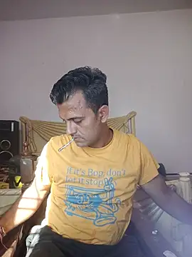 Snapshot of MAGNETICDADDY8 chatting on 16, 10, 2025 MAGNETICDADDY8 online show from 16, 10, 2025