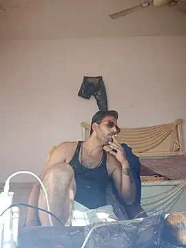 Snapshot of MAGNETICDADDY8 chatting on 3, 11, 2025 MAGNETICDADDY8 online show from 3, 11, 2025