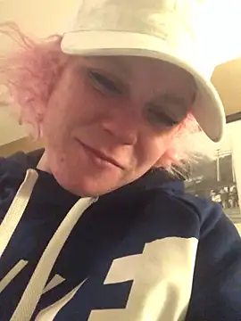 XxxDRAMAxxX online show from 4, 2, 2025