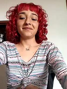 Snapshot of NickiYoung chatting on 19, 6, 2026 NickiYoung online show from 19, 6, 2026