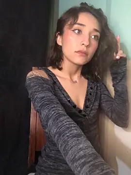 NickiYoung online show from 19, 1, 2025