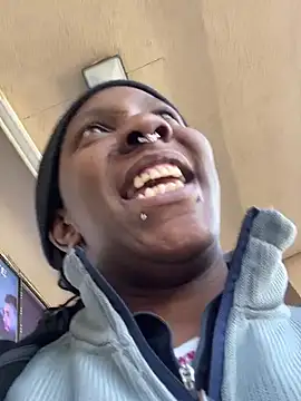 Snapshot of Yoshibaby2670 chatting on 25, 2, 2025 Yoshibaby2670 online show from 25, 2, 2025