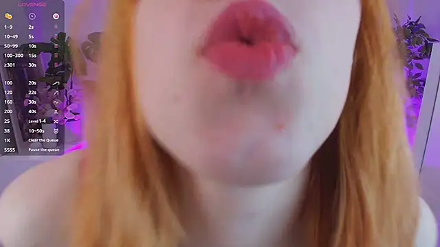 Mikka Blush online show from 28, 2, 2025