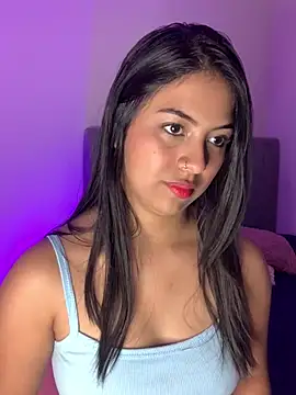 Snapshot of Julii- chatting on 1, 2, 2025 Julii- online show from 1, 2, 2025