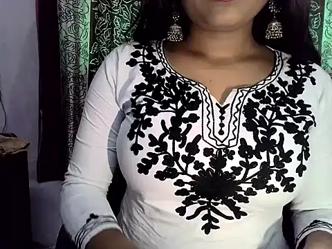 SIYA MAVI online show from 15, 11, 2025