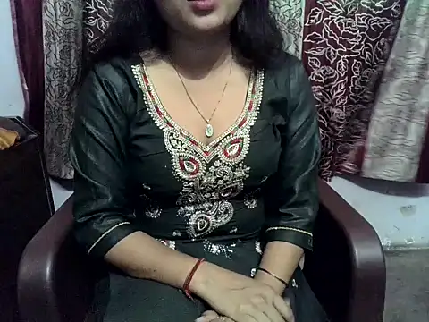 Snapshot of SIYA_MAVI chatting on 25, 4, 2026 SIYA MAVI online show from 25, 4, 2026