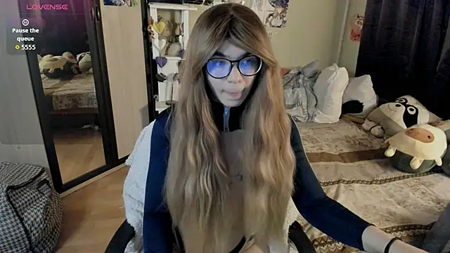 alexiamaleax online show from 23, 4, 2026