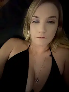 Snapshot of Kitty_DaCocks chatting on 31, 5, 2026 Kitty DaCocks online show from 31, 5, 2026