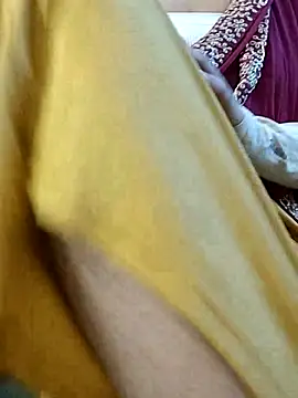 Snapshot of mallupriyapriya chatting on 23, 9, 2025 mallupriyapriya online show from 23, 9, 2025