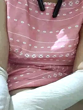 Snapshot of mallupriyapriya chatting on 14, 3, 2025 mallupriyapriya online show from 14, 3, 2025