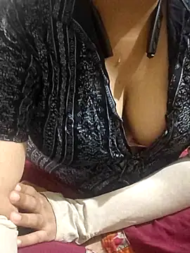 Snapshot of mallupriyapriya chatting on 15, 3, 2025 mallupriyapriya online show from 15, 3, 2025