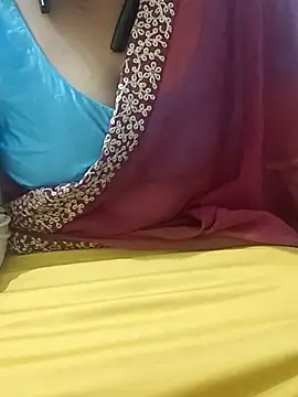 Snapshot of mallupriyapriya chatting on 18, 11, 2025 mallupriyapriya online show from 18, 11, 2025