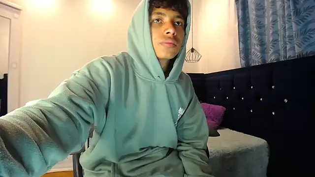 twinkmilk  online show from 9, 3, 2025