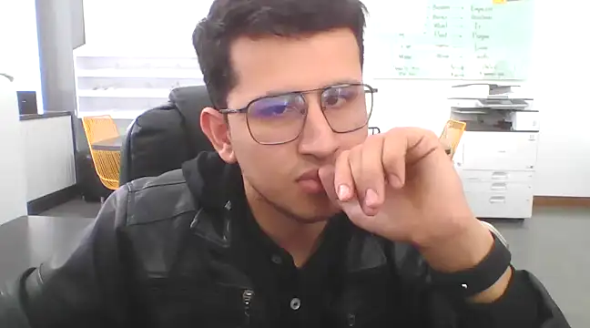 Snapshot of jonatanl31 chatting on 17, 1, 2025 jonatanl31 online show from 17, 1, 2025